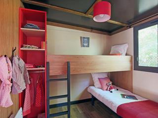 Chalet 4 pers avec Terrasse et Accès PMR à Vic-sur-Cère - API-1-52-1231 - 8