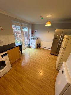 Cosy room 2 T Gatwick - 6