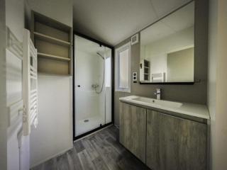 Mobil-home confortable avec terrasse à Saint-Coulomb - API-1-52-1289 - 4