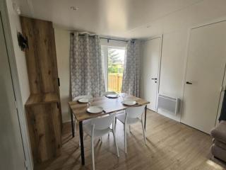 Mobil home - 3 chambres pour 6 personnes avec terrasse - API-1-52-1294 - 9