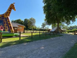 Mobil-home confortable avec terrasse pour 4 pers - API-1-52-1365 - 6