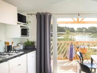 Mobil-home avec Terrasse, 4 Couchages, 2 Chambres - API-1-52-1413 - 9