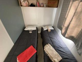 Spacieux Mobil-home 10 personnes avec Terrasse - API-1-52-1530 - 4