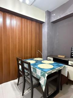 1 Bedroom Apartment Across NAIA T3 - Manila - 1