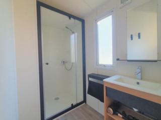 Mobil-home confortable avec terrasse à Espelette pour 5 personnes - API-1-52-1551 - 5