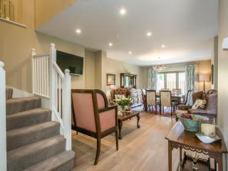 Cowslip Cottage-Ukc2457 - 4