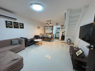 CHL Transient House 3 - 0