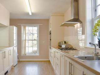 Oak Apple House - 5
