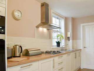 Oak Apple House - 3