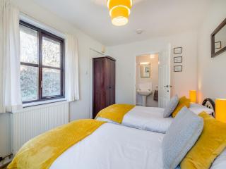 Beacons Cottage-Uk36406 - 3