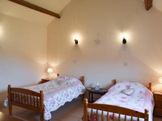 Betty's Byre Was The Byre - 2