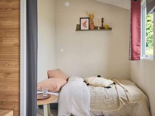 Mobil-home 6 pers avec terrasse - Nouvel style! - API-1-52-1613 - 7