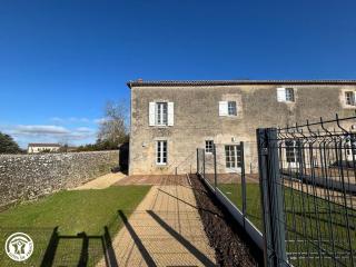 Charmant Gîte en Vendée avec Parking Privé - FR-1-426-606 - 3