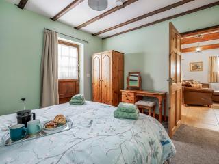 Owl's Roost - Uk36323 - 1