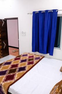 Aadvik Guest House - 2