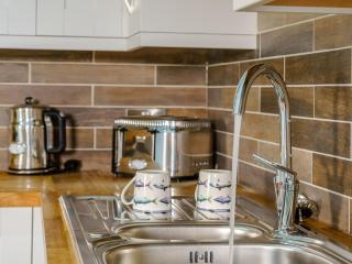 The Cowshed - Uk32570 - 2