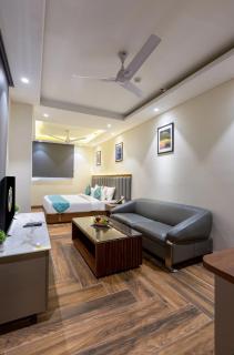S by Z Hotels, Baani Square - 6
