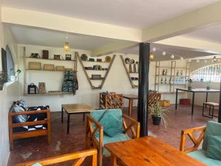 Muvule Entebbe Guesthouse - 4