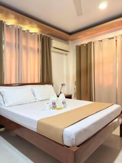 Buena's Haven Travelodge - 4