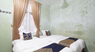 Hotel O Nayla Homestay Syariah Near Koro Koro Panam, Karaoke, Pool, & Cafe - 2