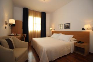 Hotel Majesty Bari - Bari - 3