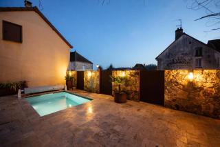 Sur Les Roches - 2
