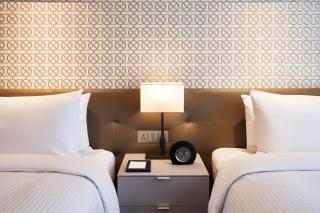 Landing Jeju Shinhwa World Hotel - 9