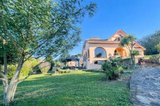 Villa Wanda in Tuscany by Zoom In Earth - 5