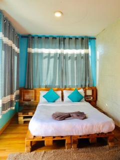 Yog Hostel- Best Social Backpacker Hostel in Thamel -Rooftop-Capsule Bunks AC - 9