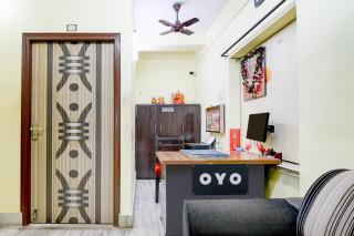 Hotel O Crown Guest House - 9