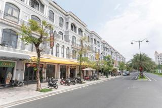 Raku Hotel Garden Grandworld Phú Quốc - 4