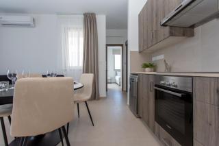 BlueStar Limassol Suites - 3