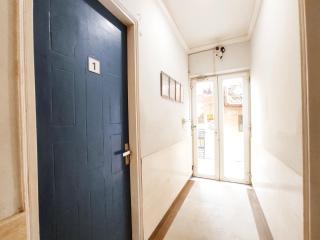 TIP TOP PG - Paying Guest - 6