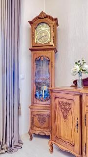 Elegant Terrace Apartment - Steps From the Sea - 3