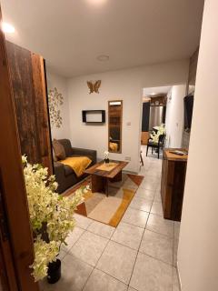 Bright St Julians Apartment for 1 to 3 Guests - 3