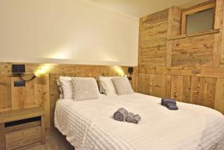 ArtiStone - "Ancient Wine Tasting" & Alpine Lodge - 1