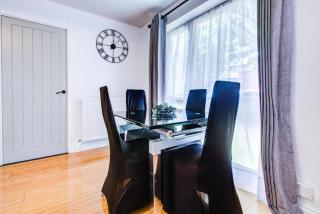 Comfortable 2BR in Stratford Work & Unwind - 5