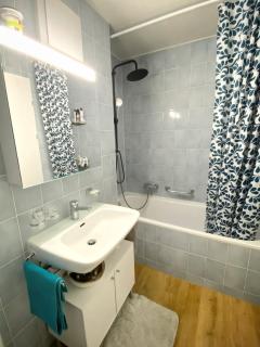 2 rooms, balcony with view & parking indoor - 2