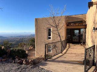 View of the gods Wood Burning Fire Pit 4 private Bedrooms 2100 sq feet DOG FRIENDLY - 6