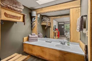 Stonegate Lodge 2 Queen Beds Fast WiFi 50in TV Salt Water Pool Room # 305 - 3