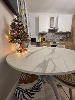 Cozy Apartment near Sliema and San Giljan Hotspots - 4