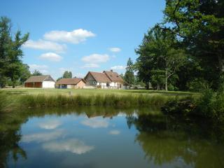 Canada 2 hours from Paris, swimming pool, 4 NIGHTS MIN - 7
