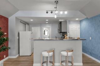 Stylish 2BR Dual-Kitchen Retreat Near Forest Park - 2