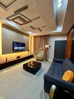 Majestic Villa Residence - 6