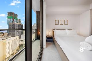 High-Rise Miami Condo - Pool - Sea View - 5