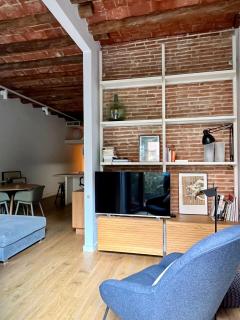 Spacious and cozy apartment - 5