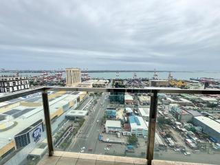 EC City Haven Modern Cozy Studio near Malls and Transport terminals with Wifi Netflix Balcony - 8