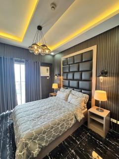 EC City Haven Modern Cozy Studio near Malls and Transport terminals with Wifi Netflix Balcony - 7