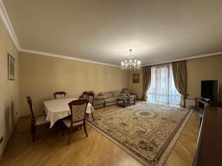 Northern Avenue, 4 bedrooms Luxury apartment im the heart of the Yerevan - 2