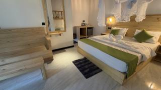 Rawana River Edge - 1